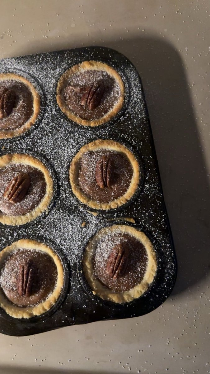 🐈‍⬛ tweet media