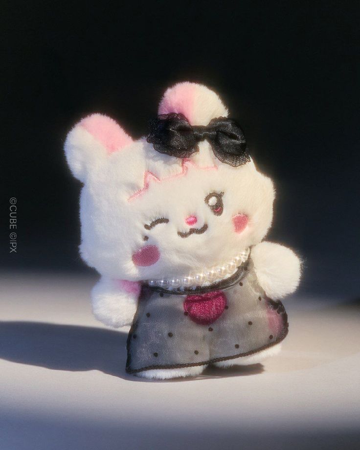 Mi nuevo #𝚋lɐir𝕚n𝒾ㅤꯥ·𝓫ab𝕪 ya llegó a mis manos, ¡y me muero de lo tierno que se ve! Si aún no obtuvieron su #𝓴eᧉ︩p·𝚑ǝ̤rᡣ𐭩心臓, corran y cómprenlo, porque sino, se arrepentirán de por vida.

𝑣e𝑛u'𝑠 𝑔o𝑑𝑑e𝑠𝑠 ୨୧