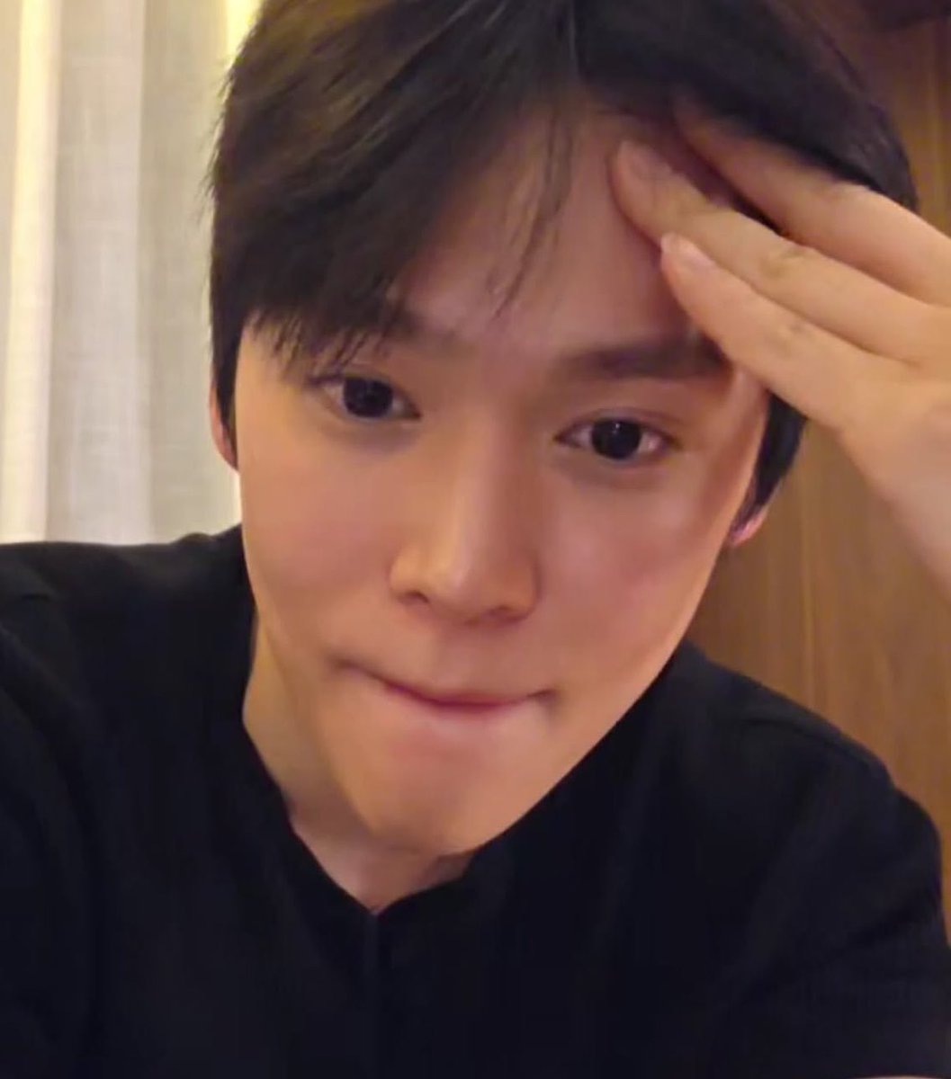 thexnh's tweet photo. ทำหน้าแบบนี้คืออ้อนหรืองอน

ไม่ใช่ทั้งสองอย่าง

แล้วอาการมันเป็นไง

หิว https://t.co/YS5pxms0hI