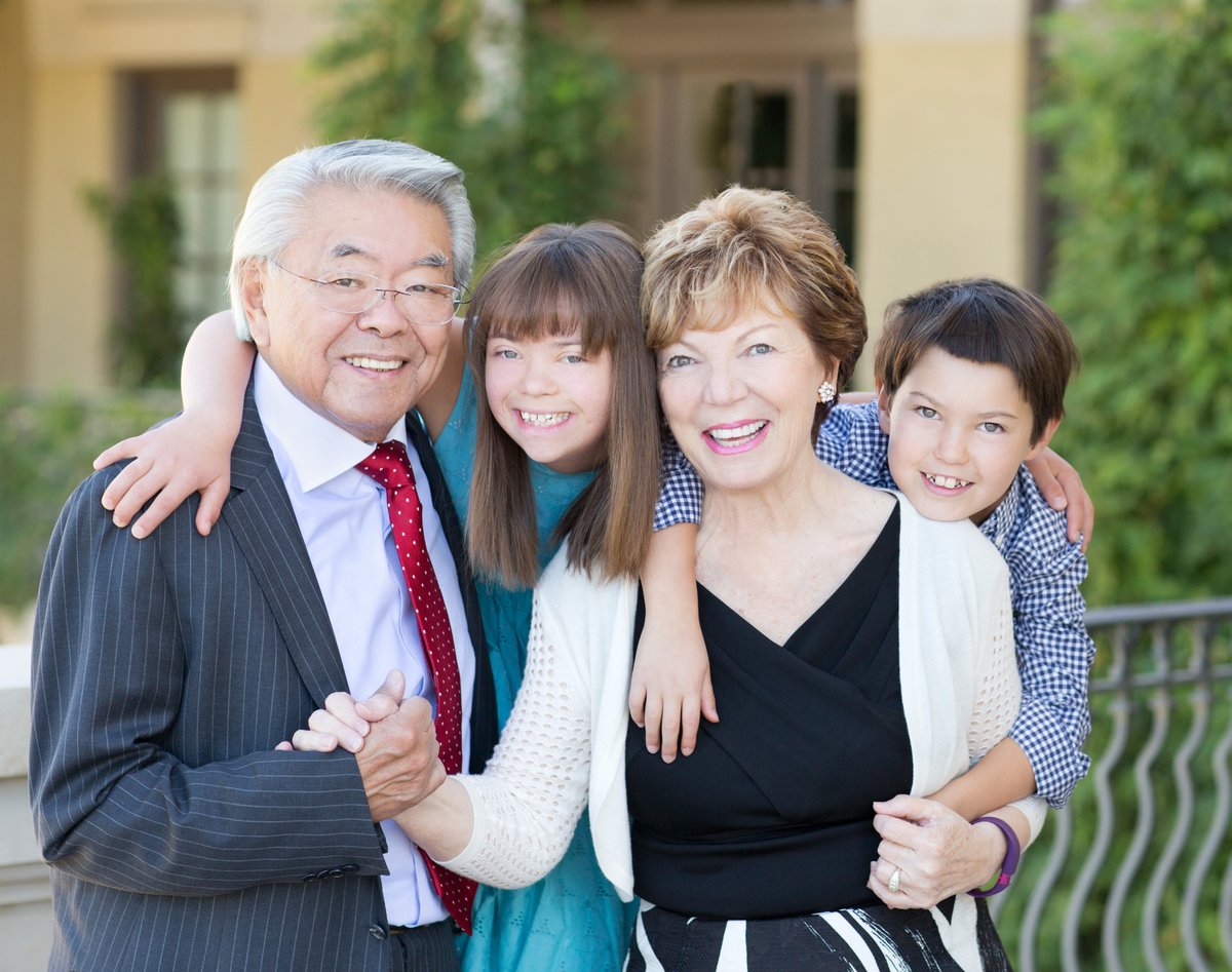 GDSFoundation's tweet image. ✨ 90 YEARS of vision, heart &amp;amp; impact 🎉 #HappyBirthday to cable TV pioneer and GLOBAL's brilliant co-founder John J. Sie!🥂 Join us in wishing Mr. Sie all the best or donate to #GLOBAL in lieu of gifts at bit.ly/434tkug
Happy 90th Birthday, Mr. Sie! 生日快乐! 🎂✨