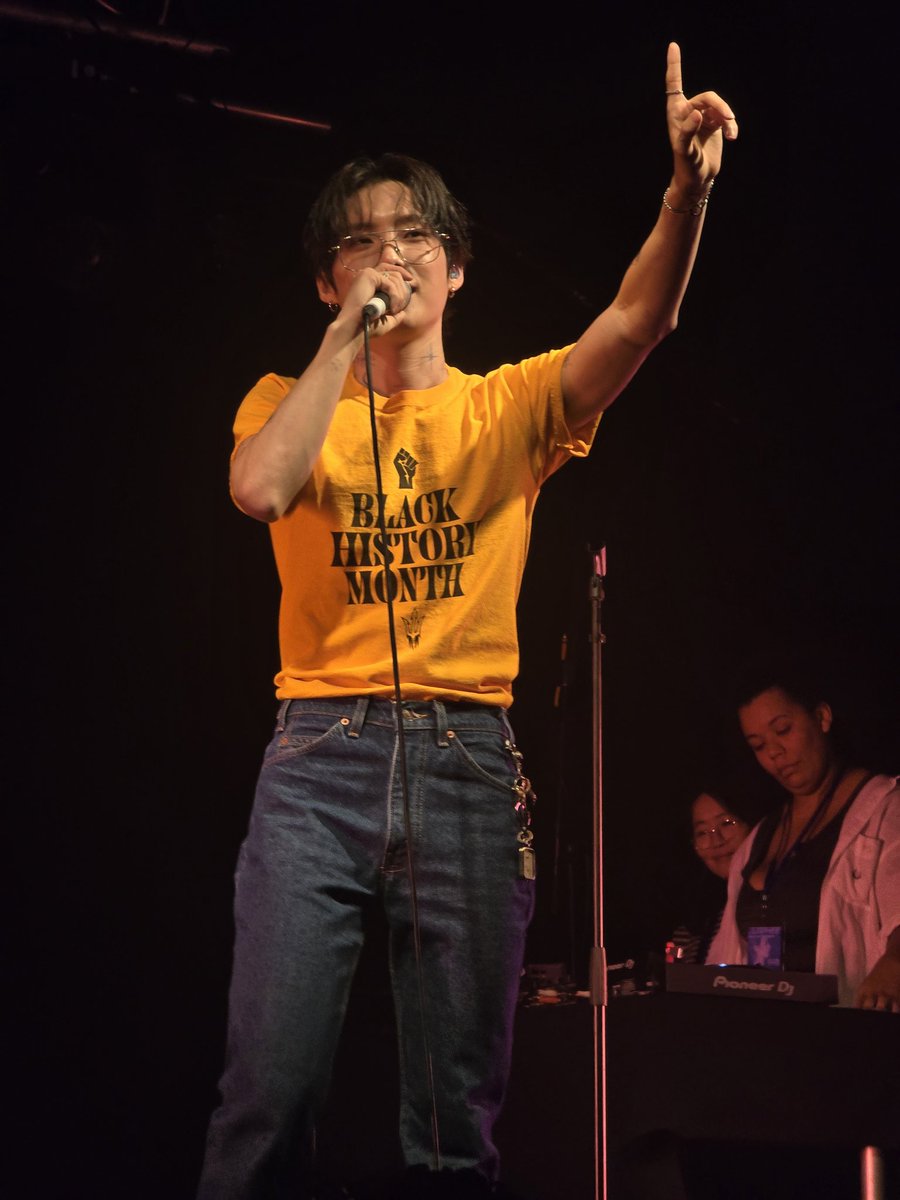 ThebeMck's tweet photo. Junhee Fan Meeting in London 🍀 https://t.co/aC8qcn2rZ3