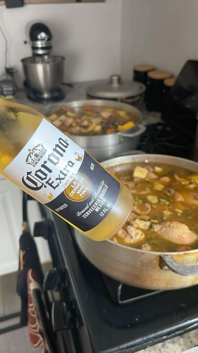 Maria Elena🌻 tweet media