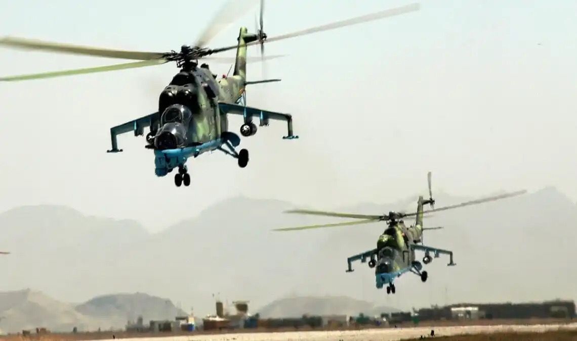 DailyTimesNGR's tweet image. The Nigerian Air Force (NAF) has launched an investigation into reports of civilian casualties following an airstrike along the Borno–Yobe border.

👉 Read full story: dailytimesng.com/naf-investigat…

#DailyTimesNigeria #Airstrike #BornoState #YobeState