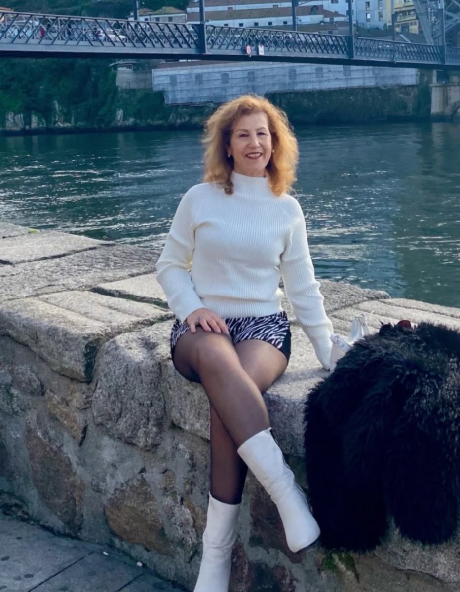 Sweater Puppies tweet media