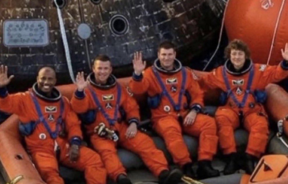 Jon Stewart tweet media