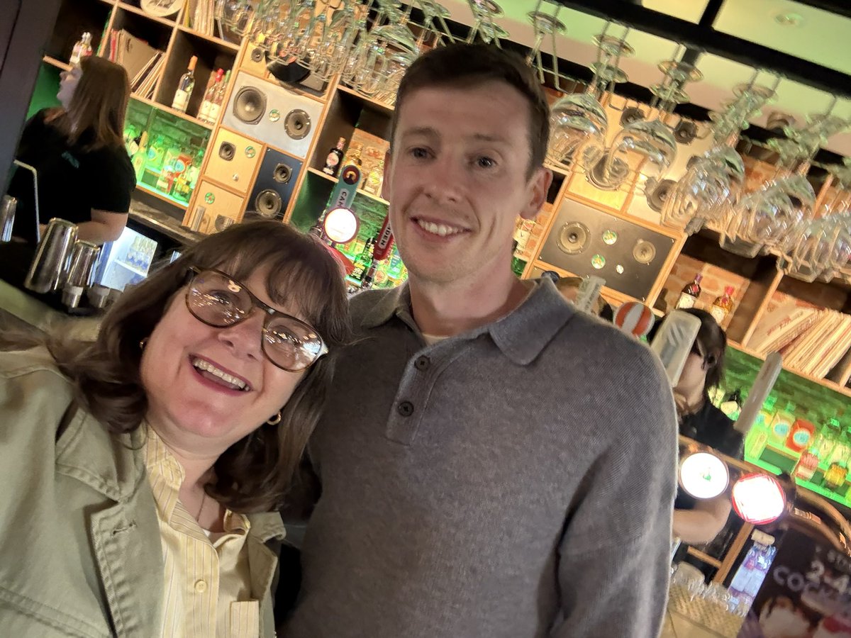 (P) Vicky Robinson✂️👗🧁🍰 tweet media