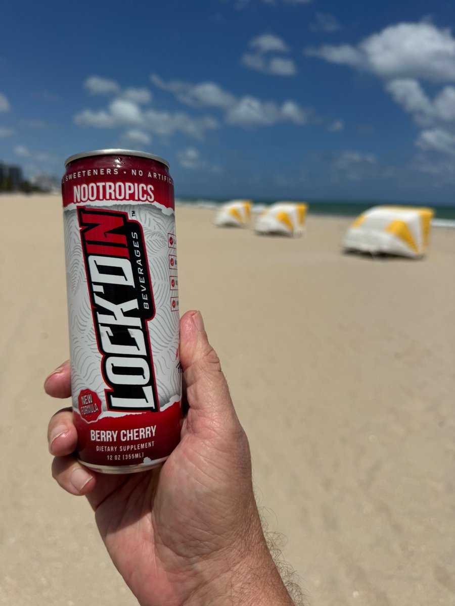 live_4_today_fl's tweet photo. Looking forward to what’s next for #Lockdin , #Adios RTD #tequila #ThirstResponder #hydrogen water, #nootropics beverages for sustained energy and laser like focus from @KulturaBrands https://t.co/Cyw3wAgqJr #noshoesnation ⁦@festivaltortuga⁩ https://t.co/zaHXLarYlv