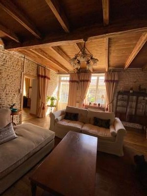 france_images's tweet image. For sale 3 bedroom cottage Mansle Charente buff.ly/4cGoNnp

#France 🇫🇷 #FranceProperty #FrenchProperty #FrenchRealEstate #PropertyForSale