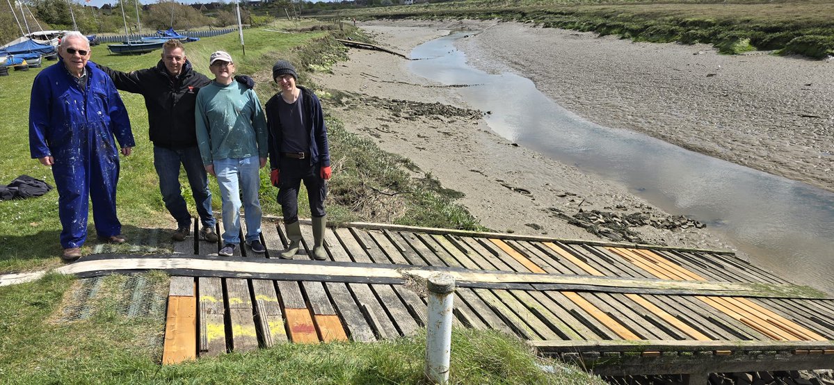 Eyott Sailing Club tweet media