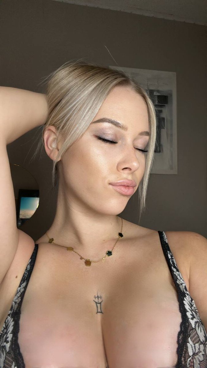 Cass 💛 tweet media