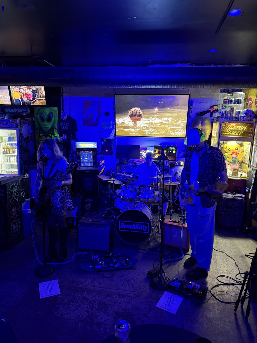 BeachKittyBand's tweet photo. had a blast playing at @HalfBakedBrew this past Friday. Can’t wait to do it again this Friday 😈😈 https://t.co/EEp504D8ol