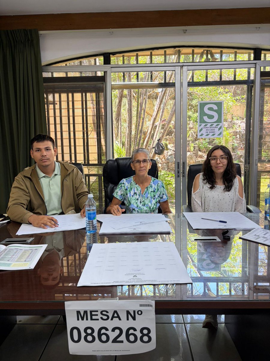 Embajada del Perú en El Salvador tweet media