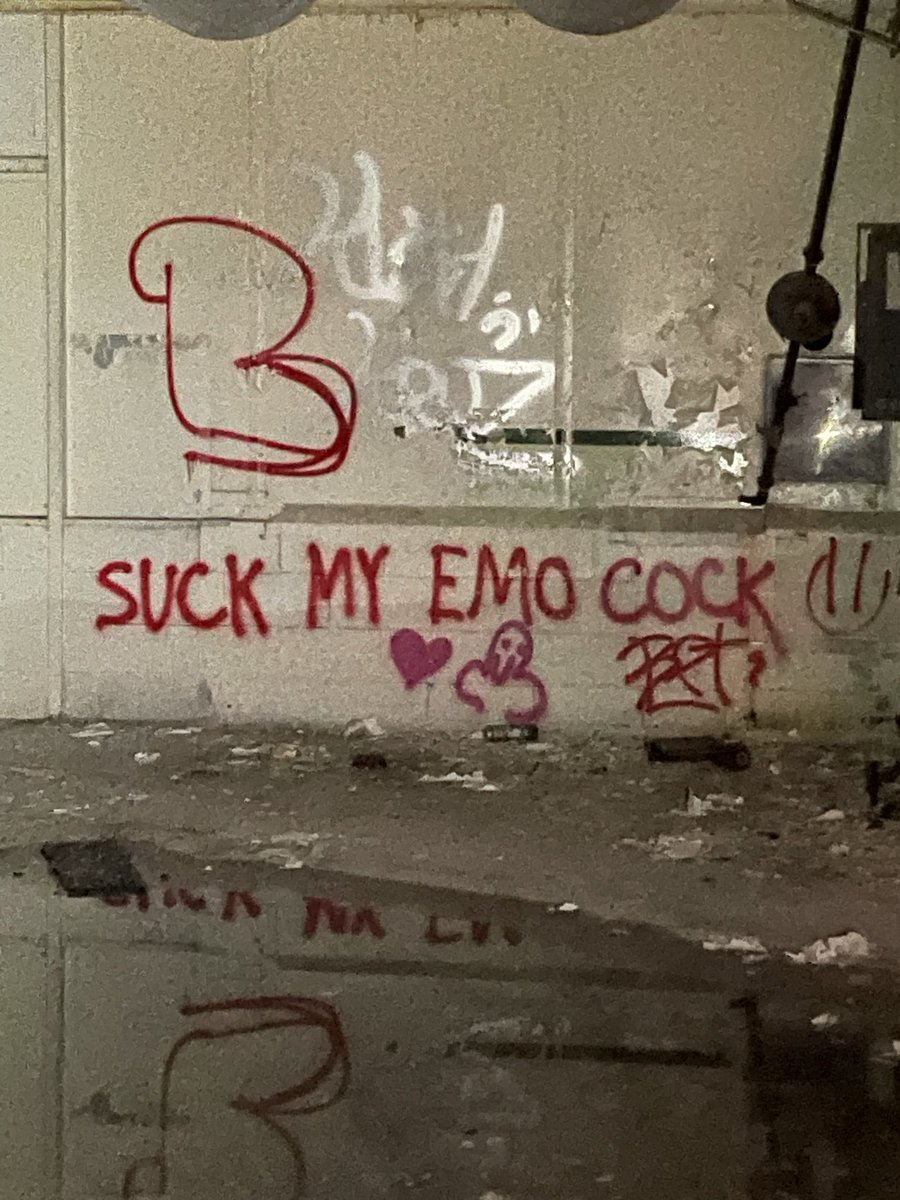 suck my emo cock :)