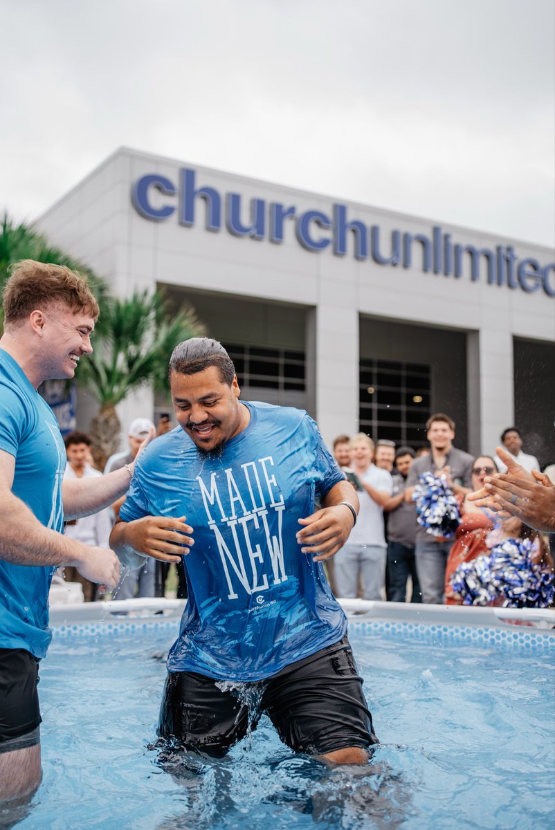 Paul_Zepeda's tweet image. Incredible morning @chrchunltd serving @JavelinaFB! Thankful for these young men and their coaches who pour into them! Talk about #Culture &amp;amp; #Legacy! 🐗 🔥 @coachscottparr8 @CoachCarter_49 @CoachJm0 @bilcornelius