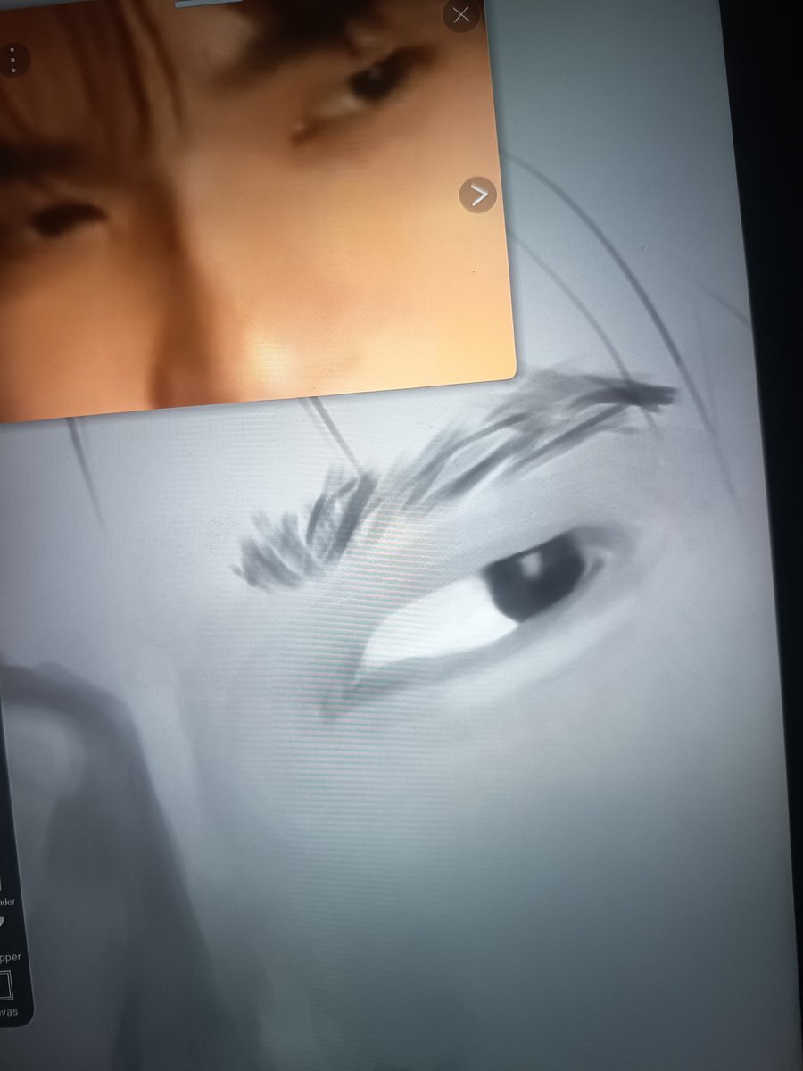 2tee jujur bgt ini mah GW STRESS BGT NGEGAMBAR MUKA LO 😭😭😭😭😭