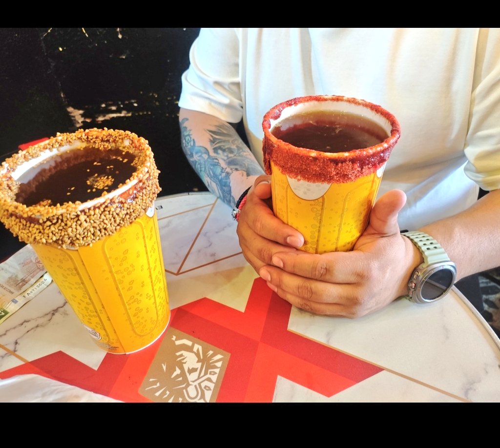 PaoBi_Sw's tweet photo. Pasando una rica tarde relax 🍍 después de un buen concierto 😎
Alguien gusta? 🦄🦄🦄🦄🦄
#Buscando novia para consentir
#unicornio #chicasBI #TEPITO
#MICHELADAS
@PaoBi_Sw @PaoMoiMhM @MoiseSw69 
De aquí a donde? 😈😈😈😈😈 https://t.co/6IkcjeEXTI