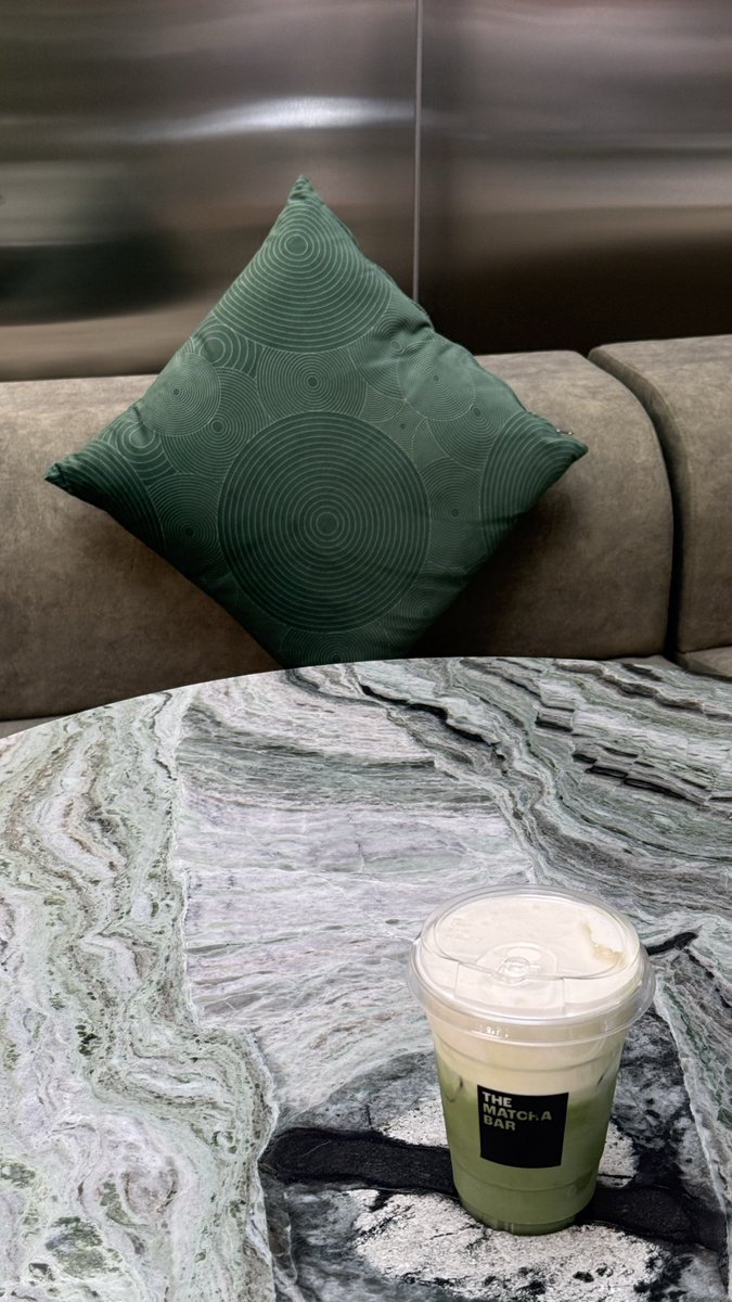 سَــارَّة🌻. tweet media