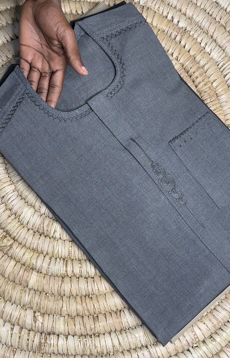 WovenTailoring's tweet photo. Simple Moroccan embroidery ✨ https://t.co/rnCpDgchx5