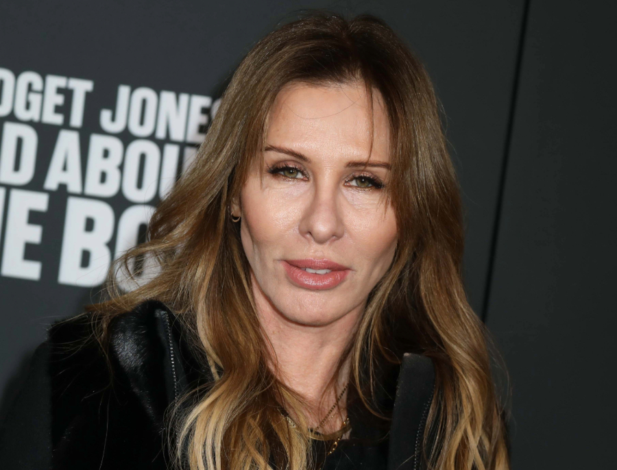 suttonsroller's tweet image. 🇺🇸 Housewives Politics Tracker
Carole Radziwill donated over $11,500 to Democratic elections. #RHONY