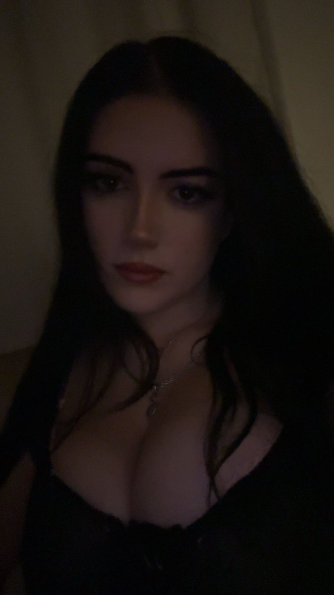 goddess jules ᢉ𐭩 tweet media