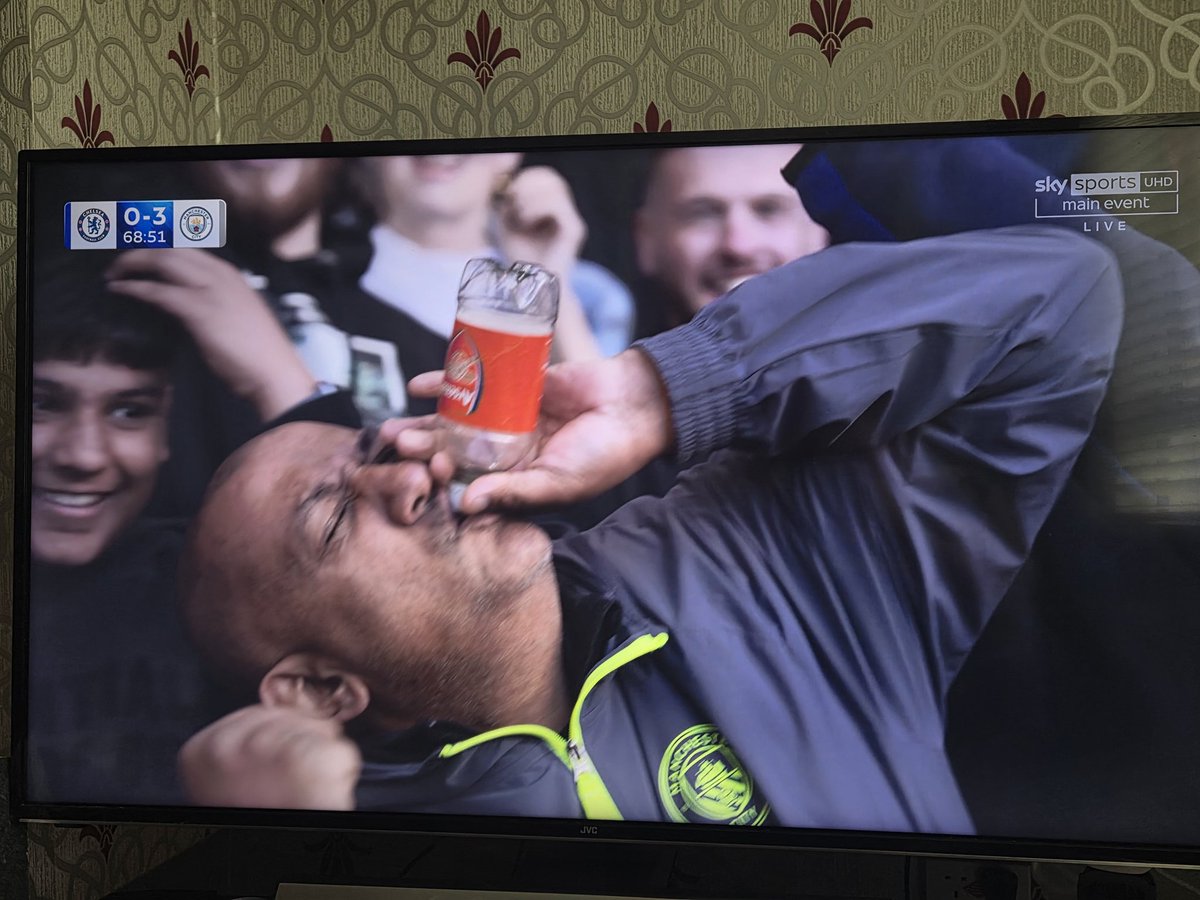 Ndukulu & 960 others tweet media