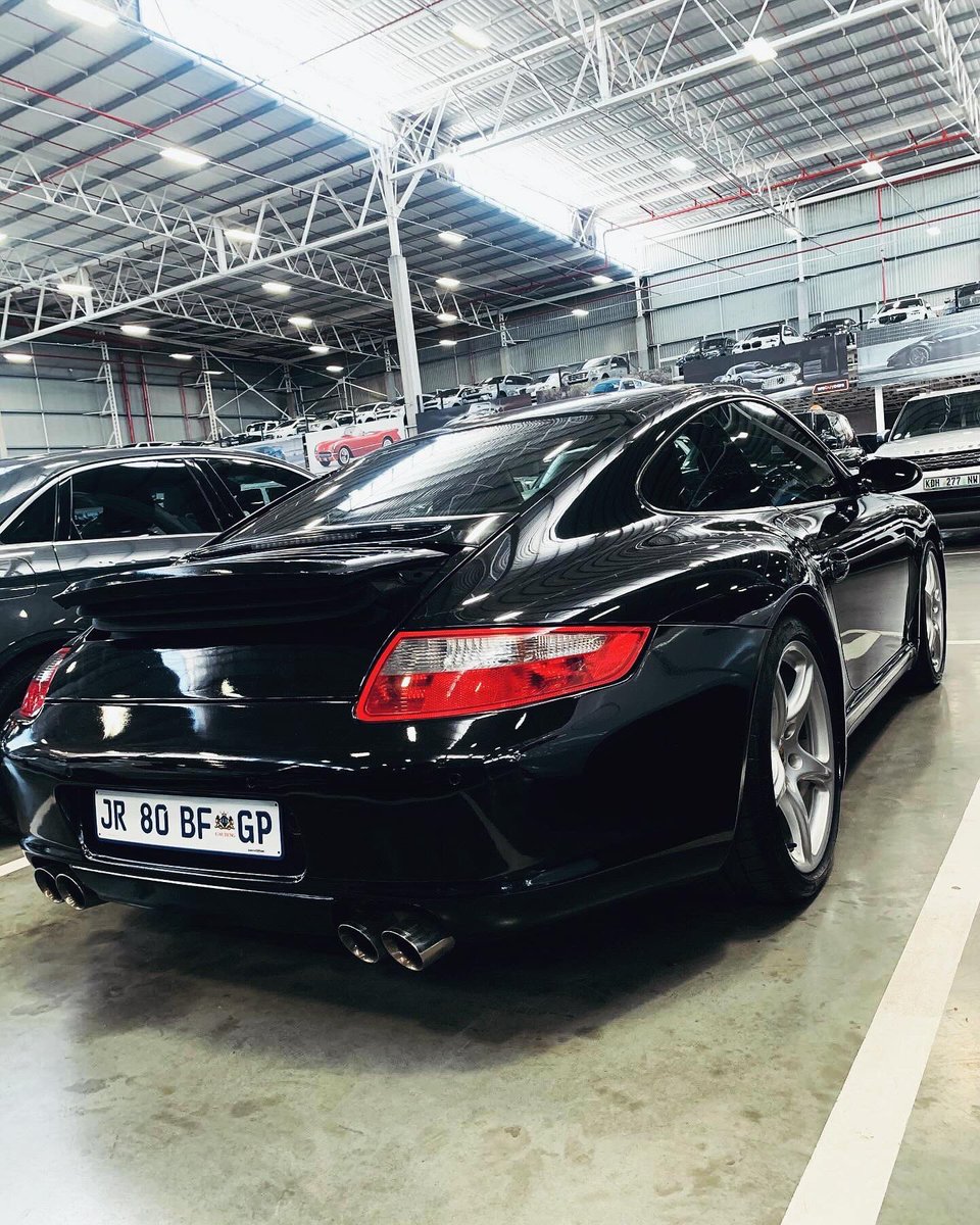 hlovo_'s tweet photo. Porsche has the best rear ends by far 😍 https://t.co/fKYiwJTSGT