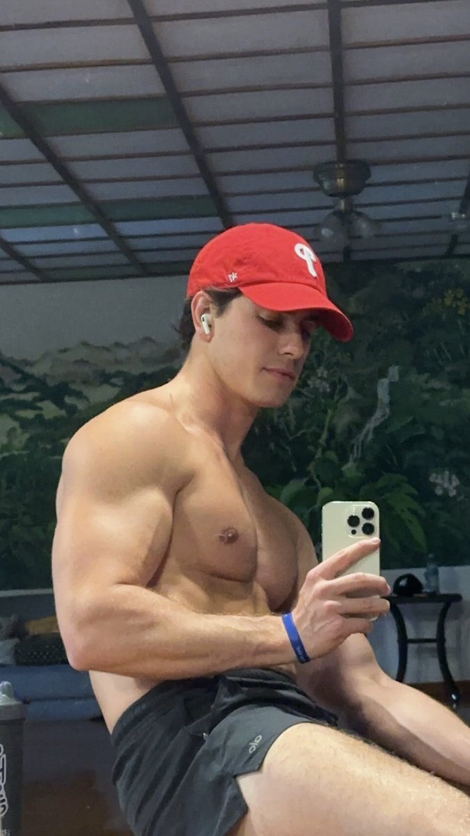 Matt Rhoades tweet media