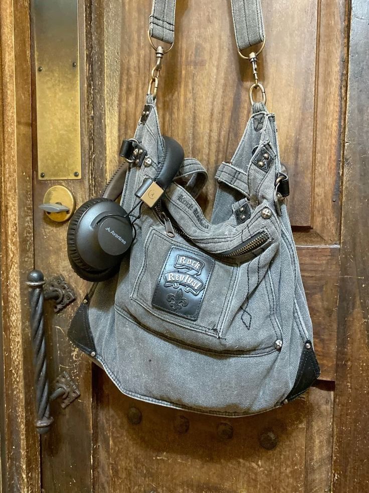 anne ⋆˙ tweet media