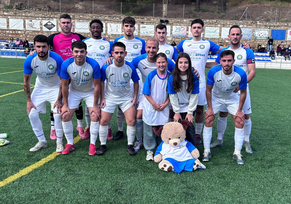 ADLopera1's tweet photo. La A.D Lopera consigue un empate en el partido de ida de las semifinales del playoff de ascenso (1-1). Los goles fueron marcados por Juanillo y Jonhy. https://t.co/VpaOrCFhL5
