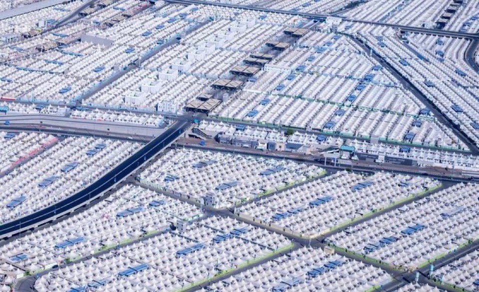 القوة السياسية tweet media