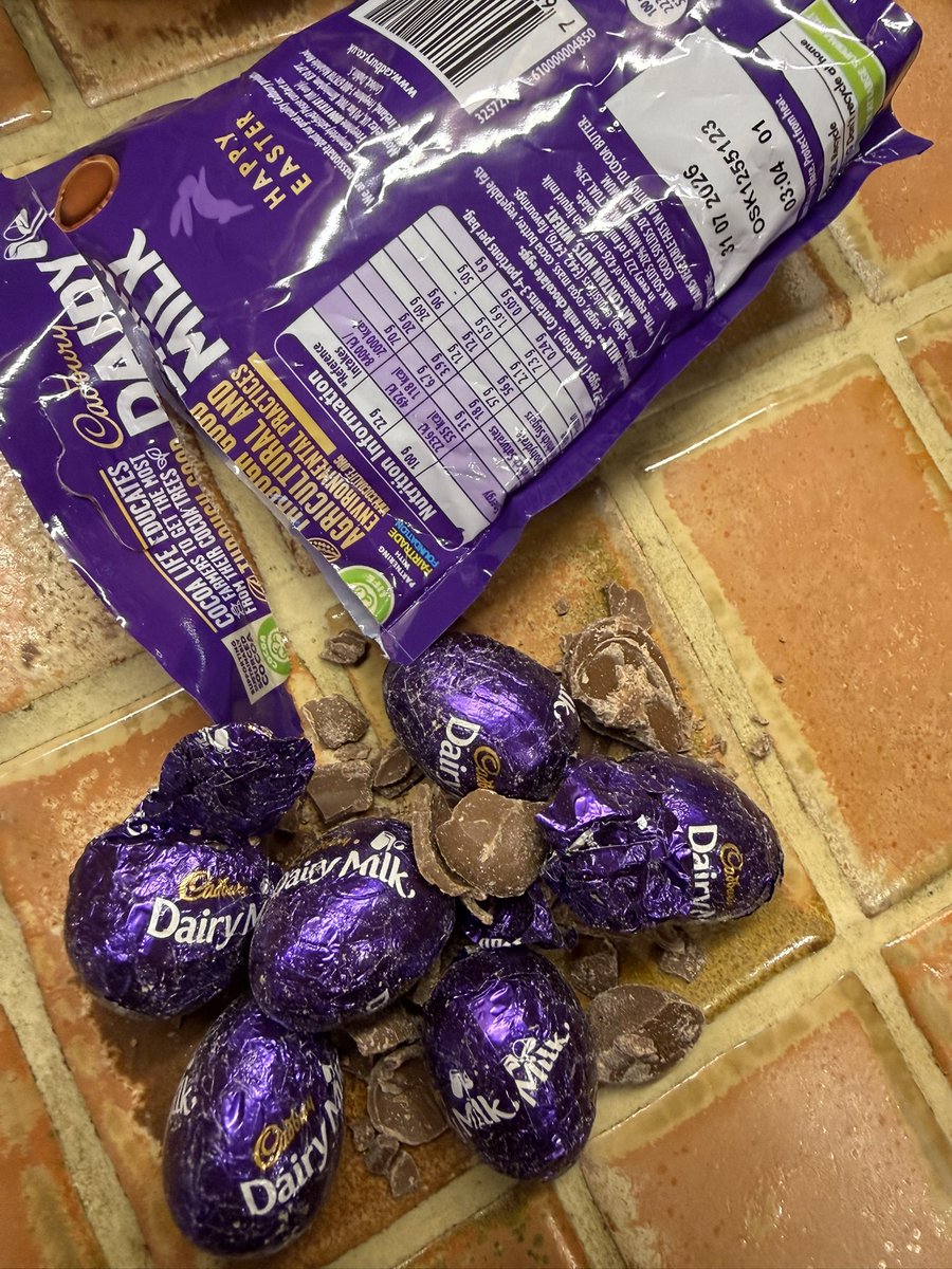 𝙽𝚒𝚔𝚔𝚒 ♪ tweet media