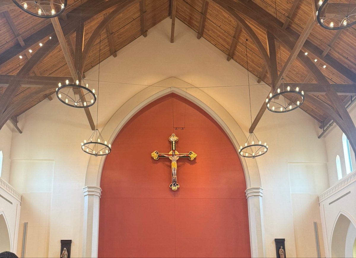 PepitaCorona's tweet image. There’s no better way to start our #sundayvibes at ⛪️ #godislove #feelingbless #spreadjoy 👏🏾 your hands 2 👆🏾God &amp;amp; U🤛🏽♥️ #sundaymatters as long as u realize that he’s your Best Friend in this world 🌍#DomingoDeReflexiones #godfirst  plans will come along he’s wise adjustment 😉