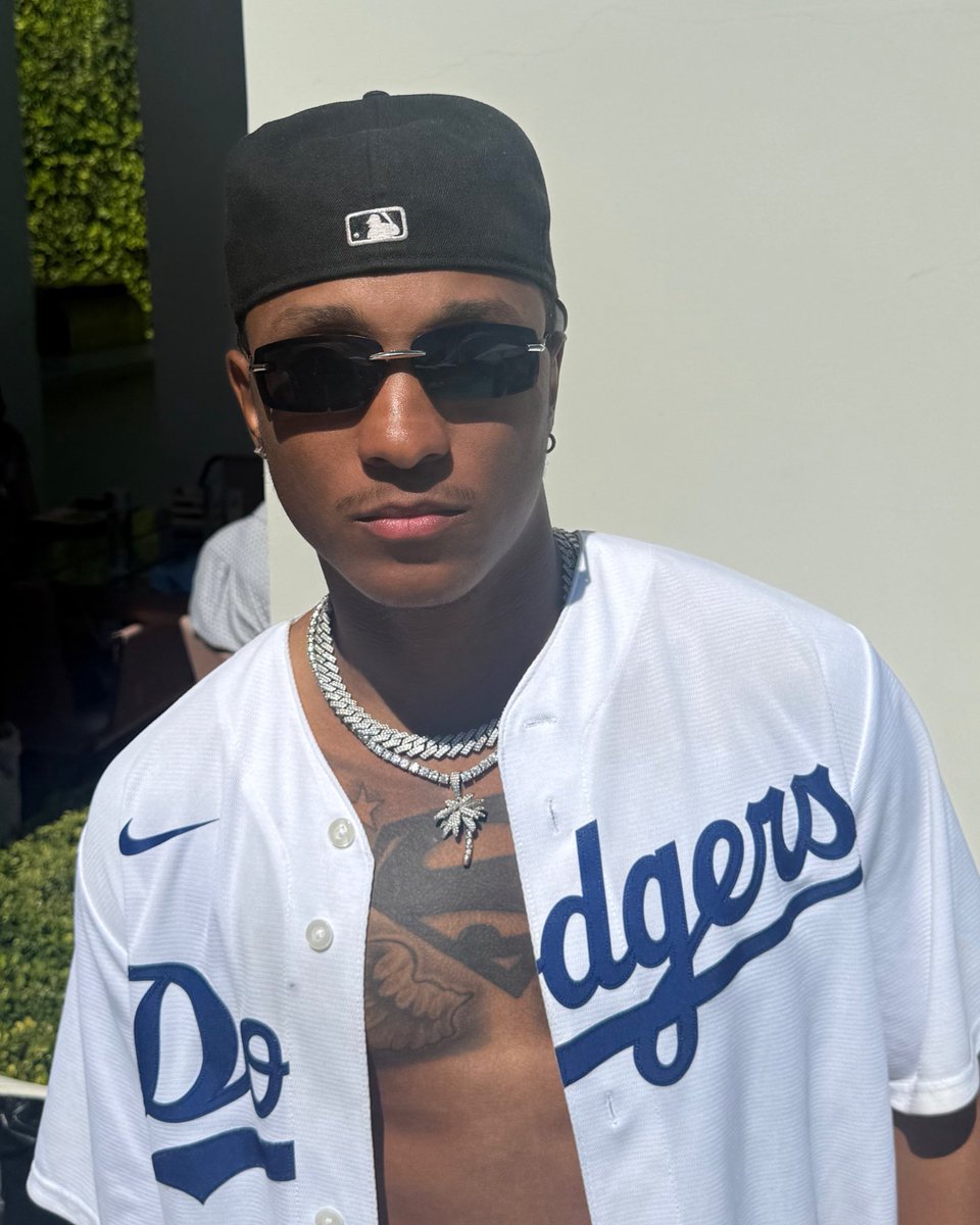 SHADEY 🌴 tweet media