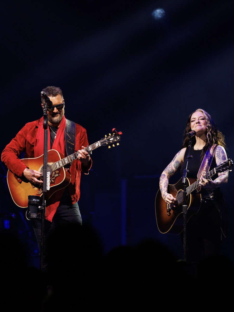 Ashley McBryde tweet media