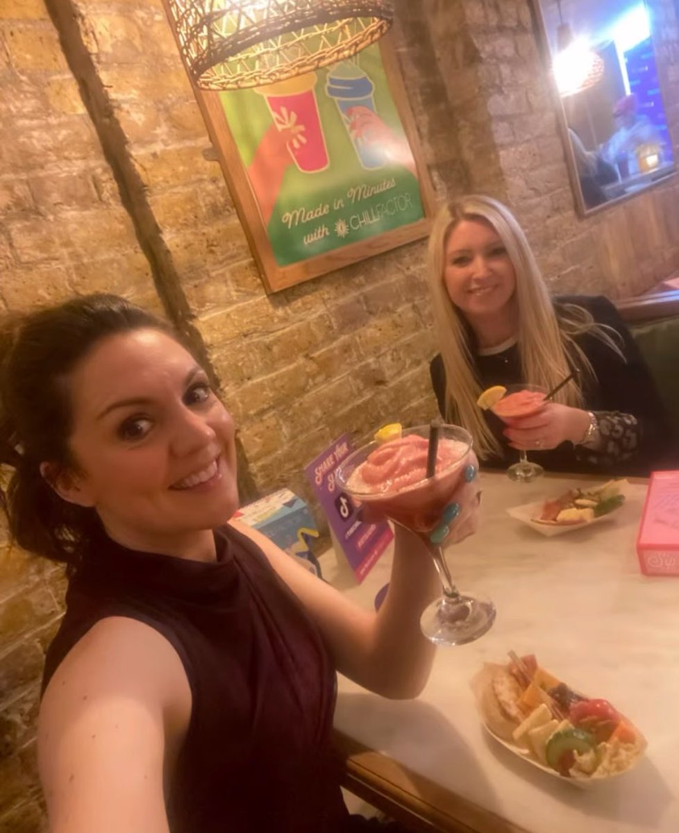 WorldWideLadies tweet media