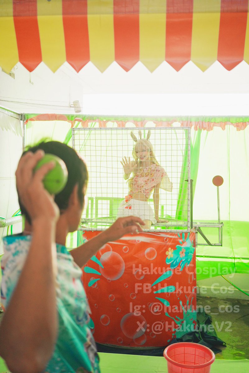 HakuneV2's tweet image. สุดหล่อ ปาเป้าสาวน้อยตกน้ำมั้ยคะ💦
ขอพี่เขาขึ้นไปถ่ายรูป พี่แม่งหยิบลูกมาปาจริงจัง หนุใจหล่นวูบลงไปอยู่ในถัง😂
   สาวม้ารวมใจ วันหยุดยาวเที่ยวให้สนุก เดินทางขับขี่ปลอดภัย ใครไม่ได้หยุดก็ไม่เป็นไรนะ อดทนไว้ไปสนุกกันงานหน้า อย่าทำงานจนตุยเย่ไปก่อนล่ะ🫵🏻
#สาวม้าไทย #umathai #onemore