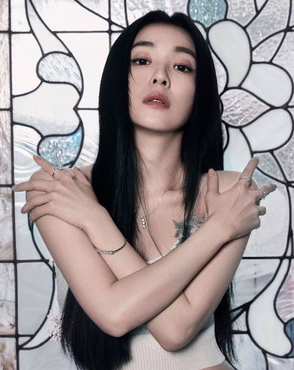 talita 🦅 tweet media