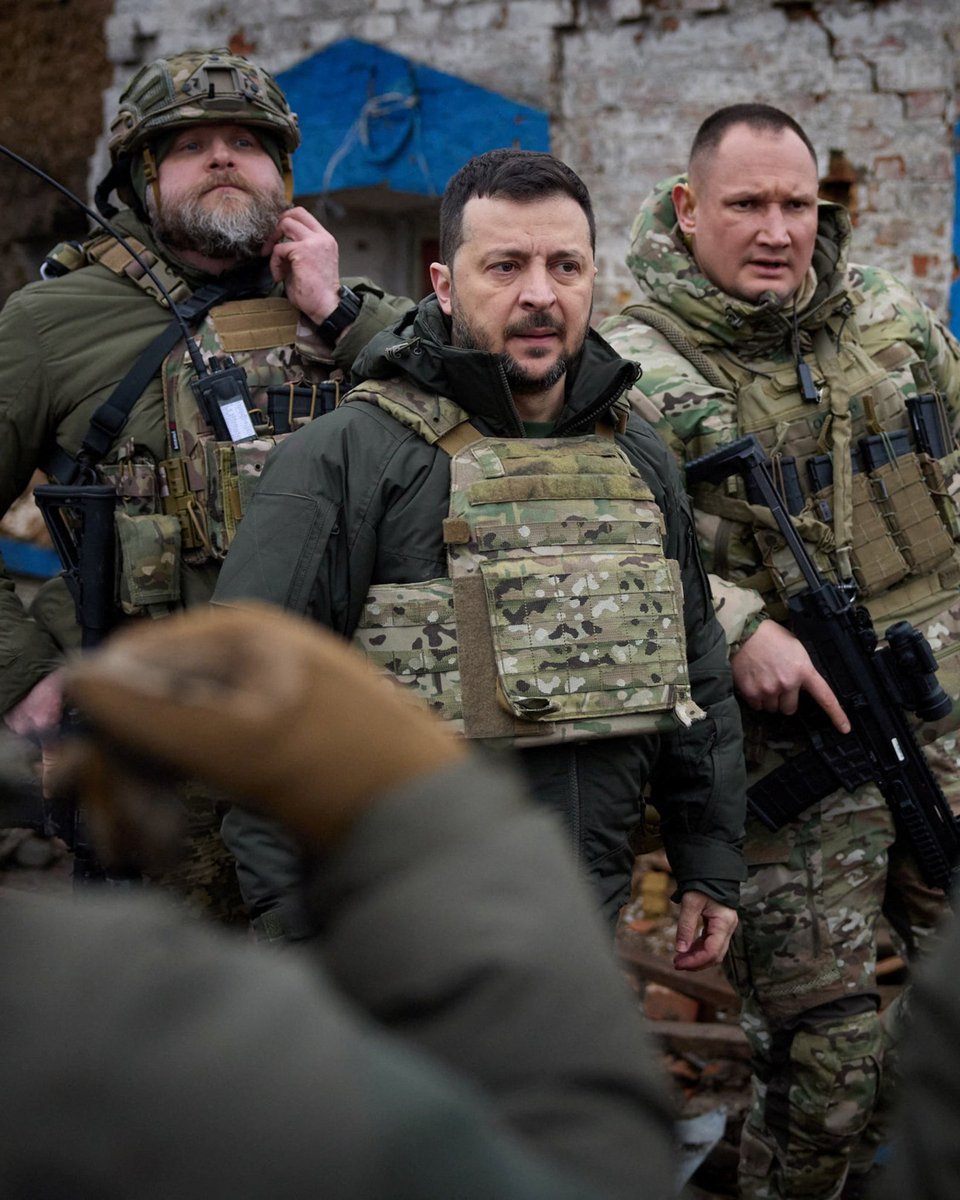 ریضا tweet media