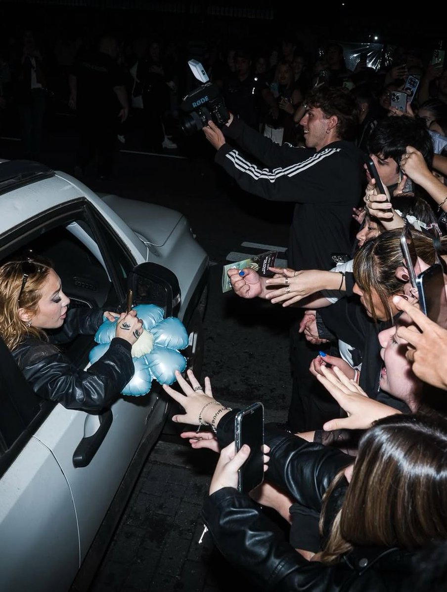 𝖓𝖔𝖊✰ tweet media