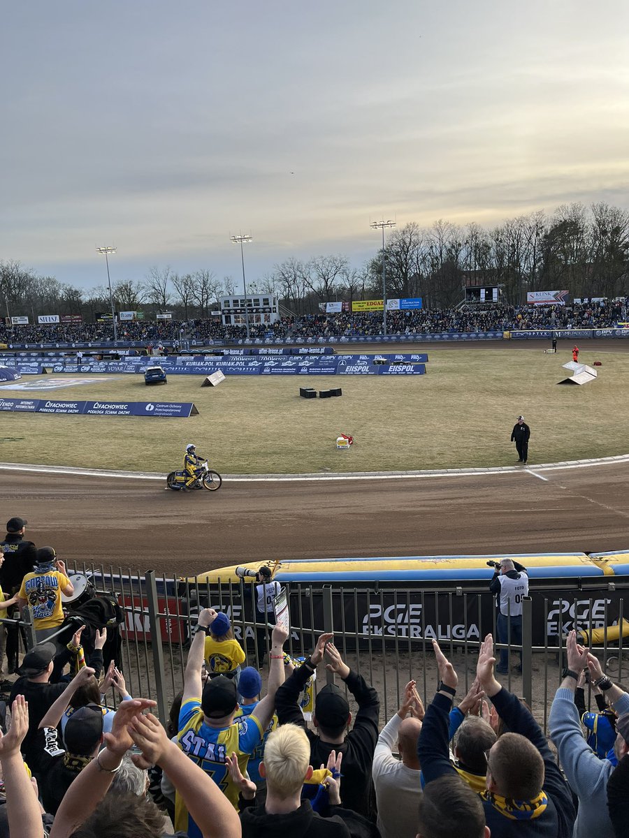 ADIson Becker tweet media