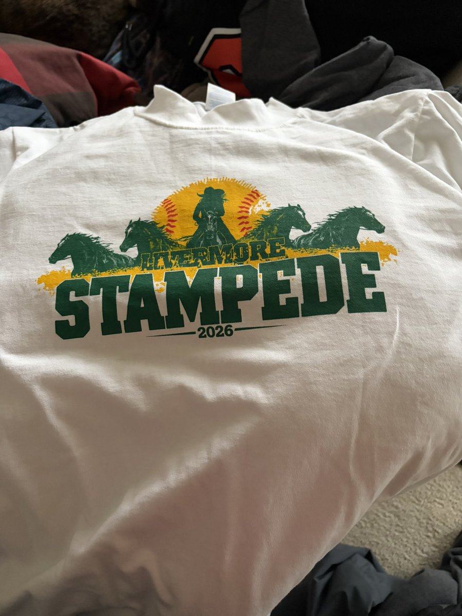 emma_golde_2028's tweet image. Livermore Stampede highlights.  Played great competition this weekend.  We fought hard but didn’t make it to the championship.  I did my best to help the team going 6-14 (.428 BA), 5 RBIs, with some great plays at 3rd.#gogrizzlies #catcher #corner #softball #fyp #progress