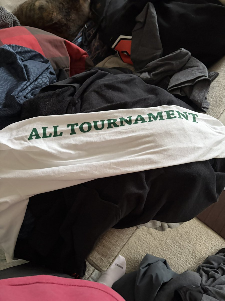 emma_golde_2028's tweet image. Livermore Stampede highlights.  Played great competition this weekend.  We fought hard but didn’t make it to the championship.  I did my best to help the team going 6-14 (.428 BA), 5 RBIs, with some great plays at 3rd.#gogrizzlies #catcher #corner #softball #fyp #progress