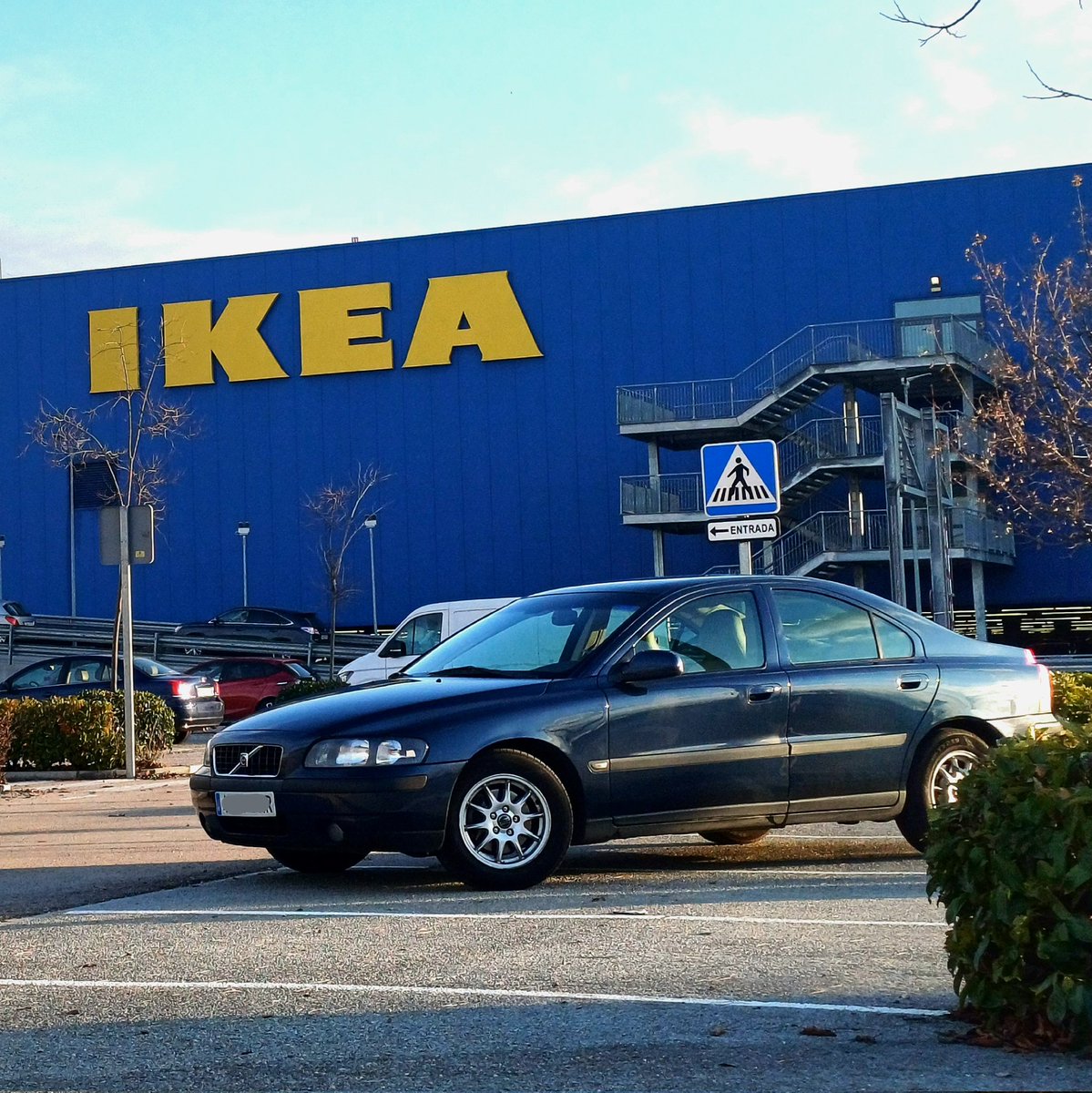 Lotus-Caterham tweet media