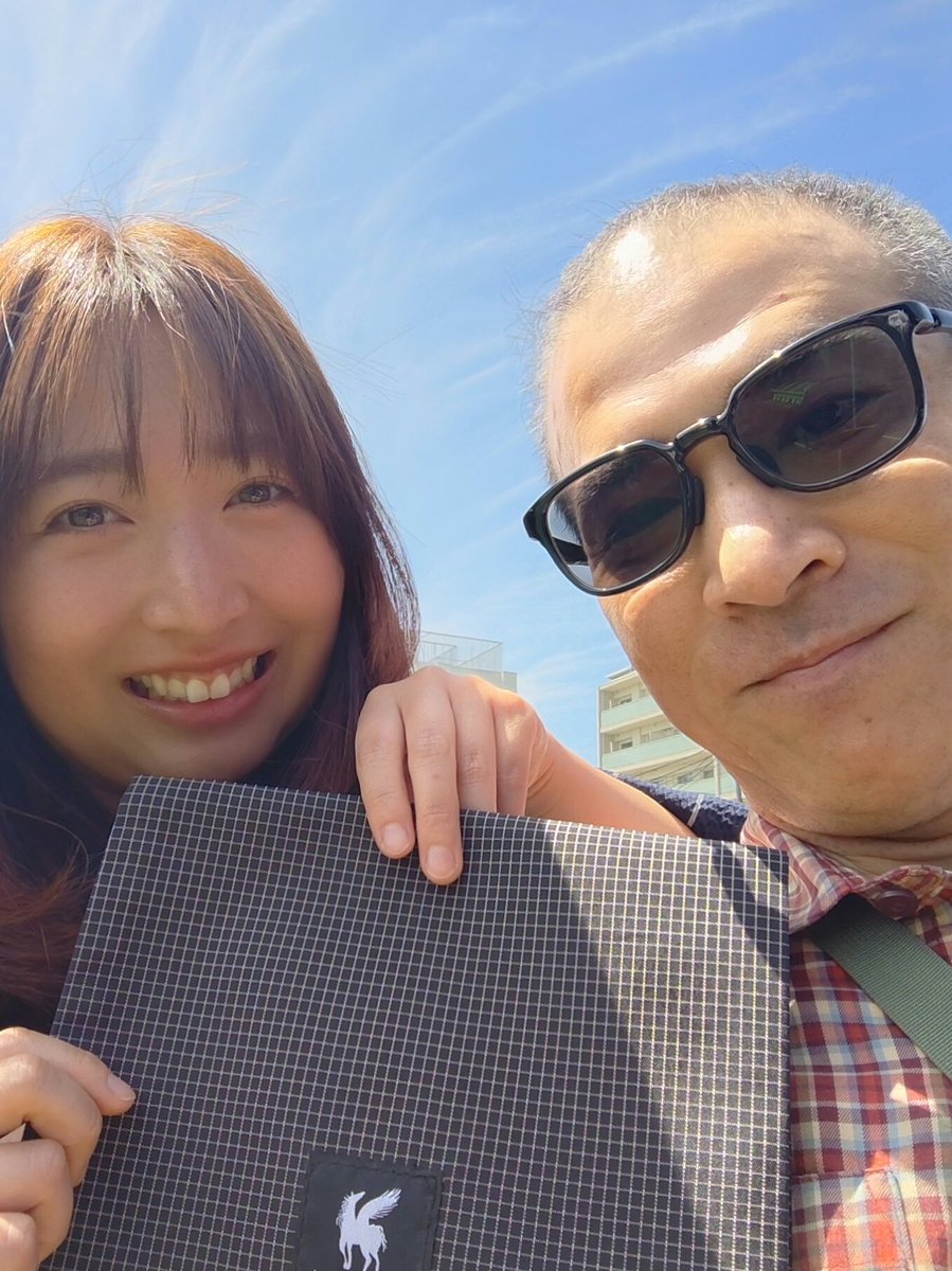 satoshikojimaR4's tweet photo. 勿論、写真も撮りましたよ〜😍
まずは2ショ&3ショ‼️
因みに、人生初pediさんで〜す🥰
@Mayumi_Yama_
@Ayane_Ki3
#okara_ainitta
#ACTIBASE
#pedi https://t.co/7zcm8yKhQu