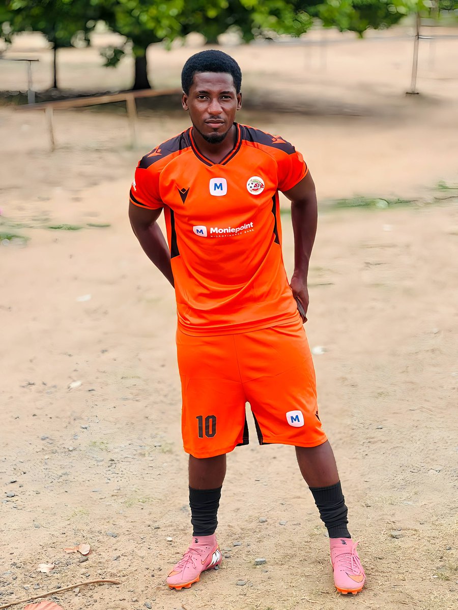 1_Ceejay_'s tweet photo. Just started my YouTube journey a few weeks ago and I’m excited for what’s coming 
My name is Joseph, but if you’re from UniIlorin, you probably know me as Paqueta ⚽️🔥
I’d really appreciate the support—subscribe, watch, and grow with me on this journey 

https://t.co/8soHi5RUkN https://t.co/t3wGfKuZEr