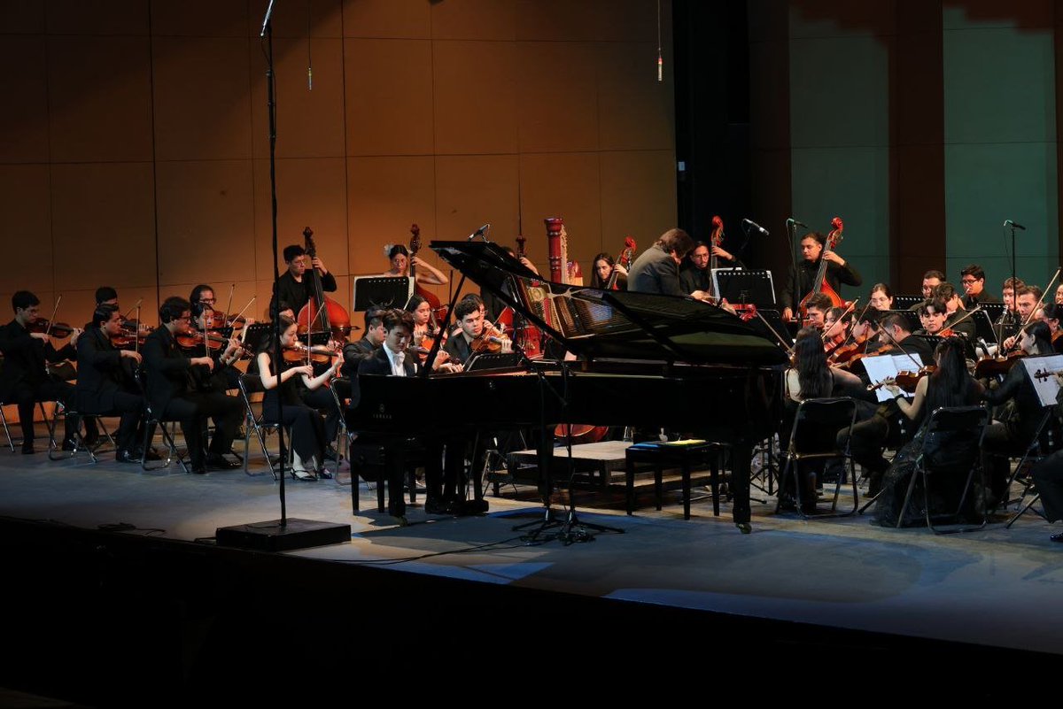 cursorenla's tweet image. #OSINJUVE conquista Hidalgo con un amplio repertorio en extraordinaria gala sinfónica
El repertorio incluyó obras de compositores como #Wagner, #Rossini y #Tchaikovsky
cursorenlanoticia.com.mx/osinjuve-conqu…