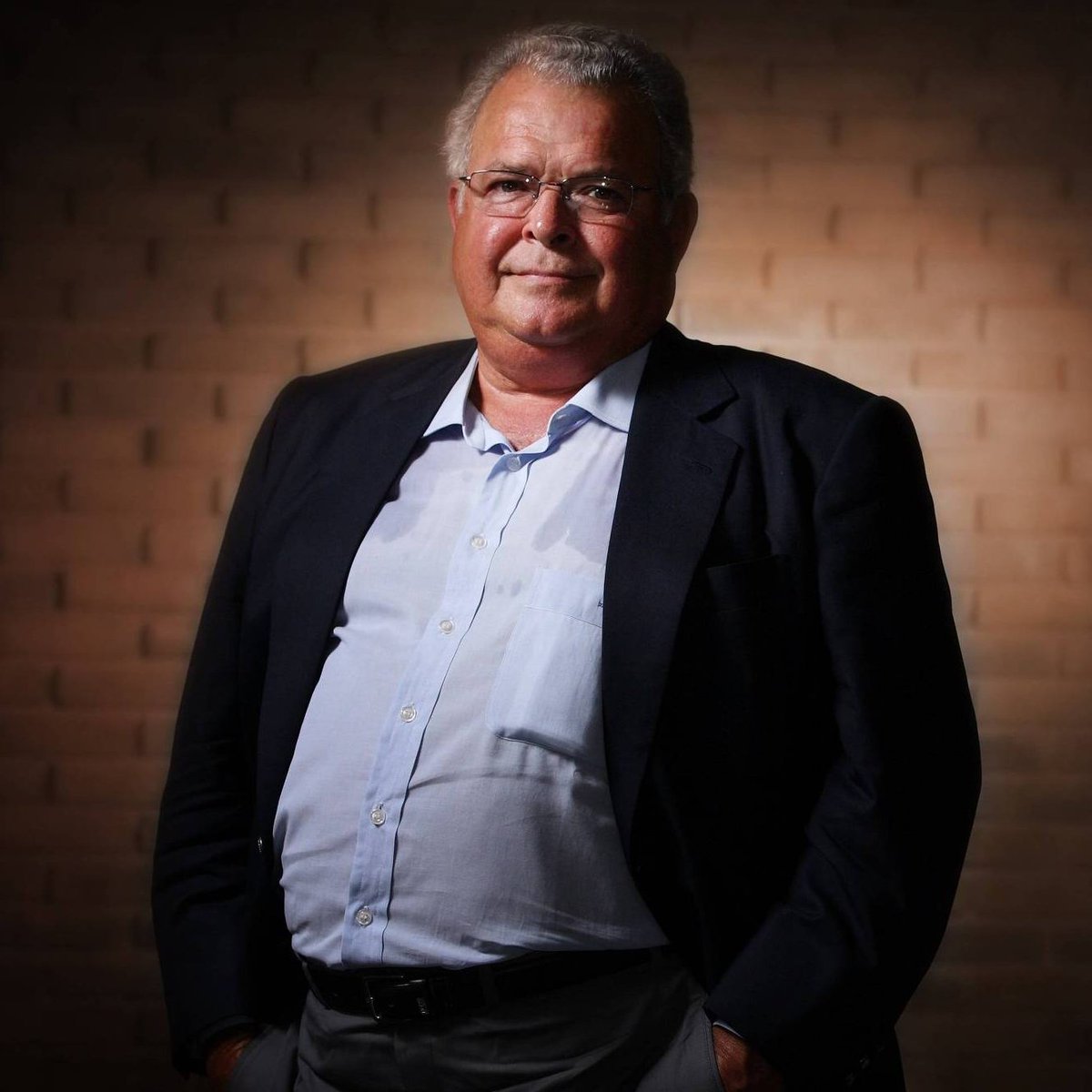 République tweet media