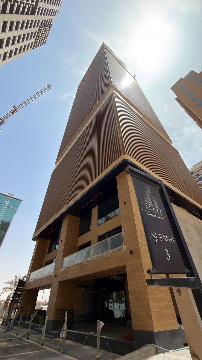naifsaudi4's tweet photo. تحديث جديد 🔥🏗️

اكتمال الاعمال في برج سفانة 3 السكني بحي الصحافة

تم بيع جميع الشقق السكنية قبل عام من الأن في دلالة واضحة على حجم الطلب العالي على الشقق السكنية في الرياض 🔥🇸🇦 https://t.co/2o6ZXY5nYi
