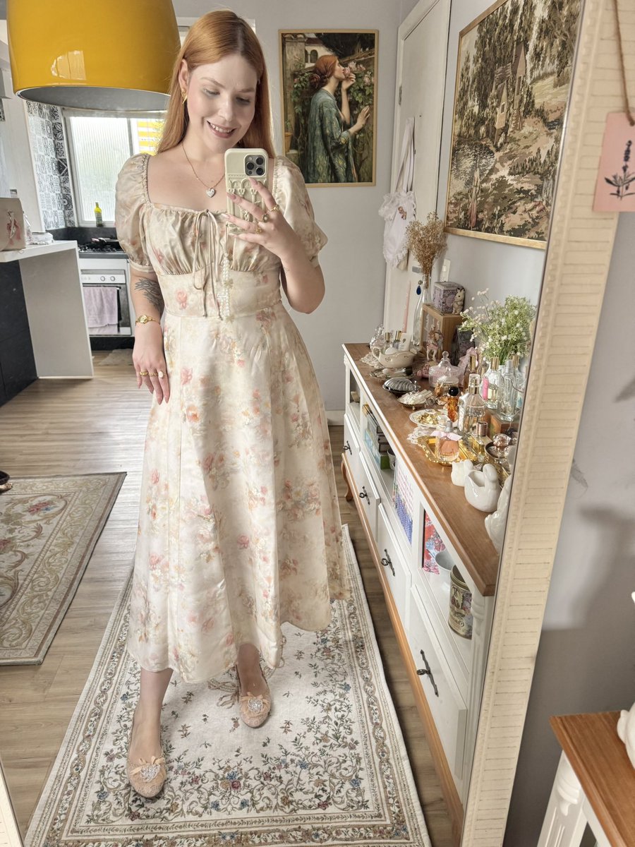 𝑘𝑎𝑟𝑜𝑙 🦢 tweet media