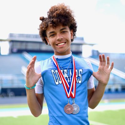 bmsanders22's tweet photo. New profile pic. Same goals, bigger focus. 🏃‍♂️💨 #StayReady 
#NewProfilePic https://t.co/ZDLPfcEUvX